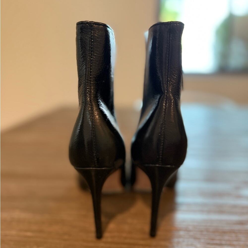 Schutz Adilene Black Ankle Cutout Boots – Leather & Vinyl – Pointy Toe – Sz 5.5 - Picture 5 of 7